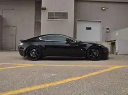 Aston Martin Vantage S