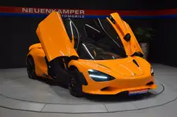 McLaren 750S Black Pack / Lift Schale B&W Aero Kamera