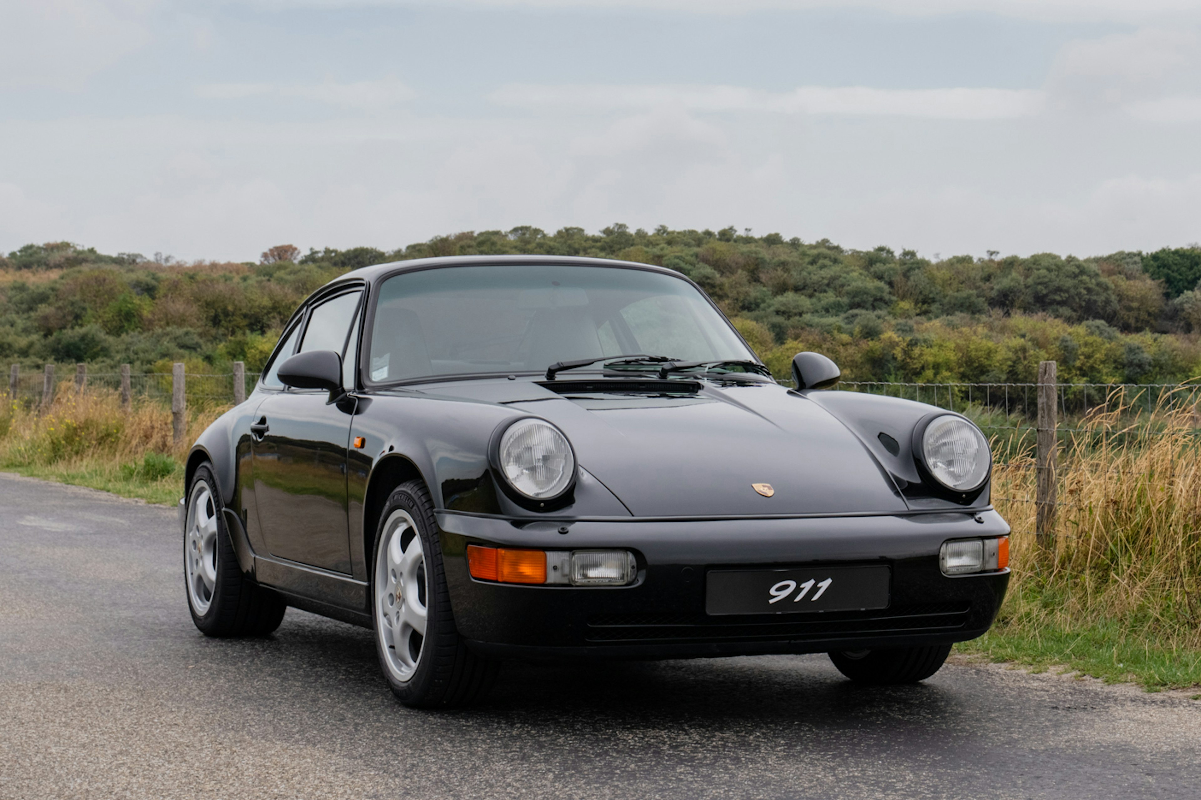 1991 Porsche 911 (964) Carrera 4
