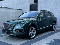 Bentley Bentayga 6.0 W12 MULLINER, 22" PANO, AHK, ACC