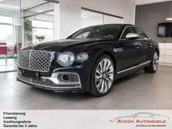 Bentley Flying Spur Mulliner  V8