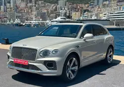 Bentley Bentayga (2) 4.0 v8 550