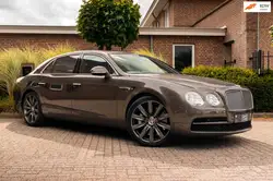 Bentley Flying Spur 4.0 V8 507 PK | Massage | Softclose | Schuifdak |