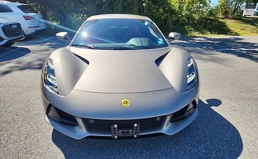 2024 Lotus Emira V6