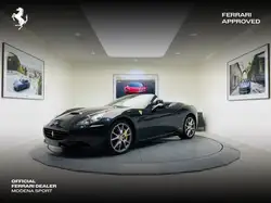 Ferrari California +30 490 CV V8 4.3