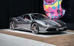 Ferrari 488 V8 Biturbo 670ch | Immat France Grigio Silverstone Sièges Racing Daytona Système Lift Volant Carbone LED 26 500 km Full P