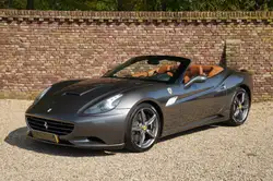 Ferrari California 4.3 Ferrari dealer and renowned specialist maintai