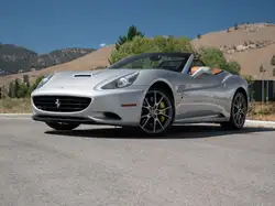 Ferrari California V8 * DUAL-CLUTCH * CONVERTIBLE * HARDTOP * LOW KMS