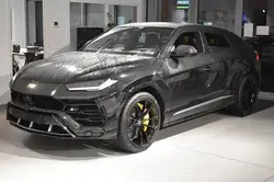 Lamborghini Urus LP650 *PANO*Carbon*HeUp*22**Mietkauf*