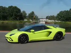 Lamborghini Aventador S Roadster, 2.740 KM, Verde Scandal