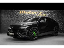 Lamborghini Urus V8 - NERO HELENE - AKRAPOVIC