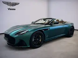 Aston Martin DBS Volante / Satin AM-Racing Green /