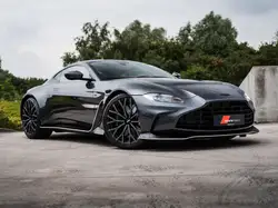 Aston Martin Vantage V12 Coupé / 1 of 333 / Xenon Grey / Oxide Red