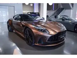 Aston Martin DB12 4.0 V8