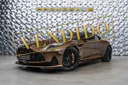 Aston Martin DB12 4.0 V8