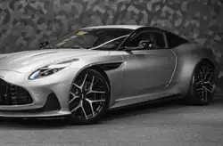 Aston Martin DB12 4.0 V8