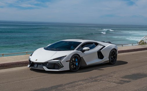 2025 Lamborghini Revuelto