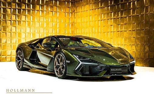 Lamborghini Revuelto