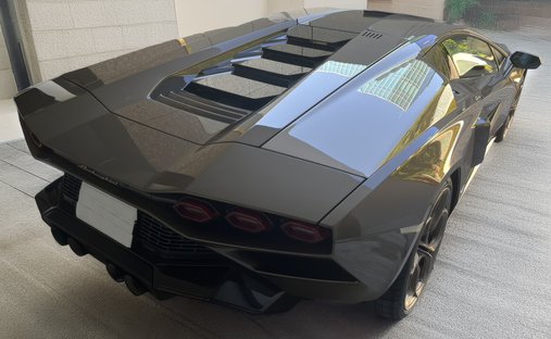 2021 Lamborghini Countach LPI 800-4