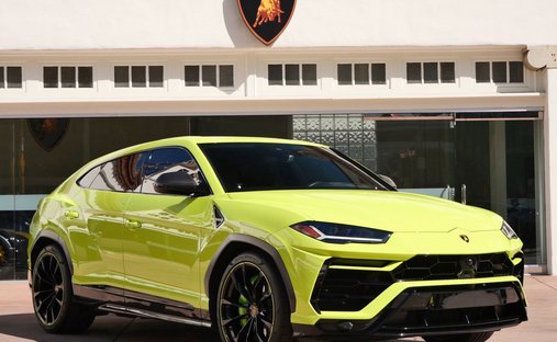 2022 Lamborghini Urus Base