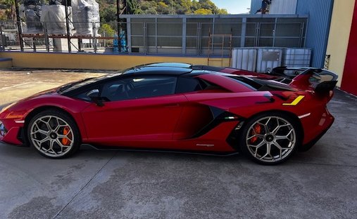 2020 Lamborghini Aventador SVJ